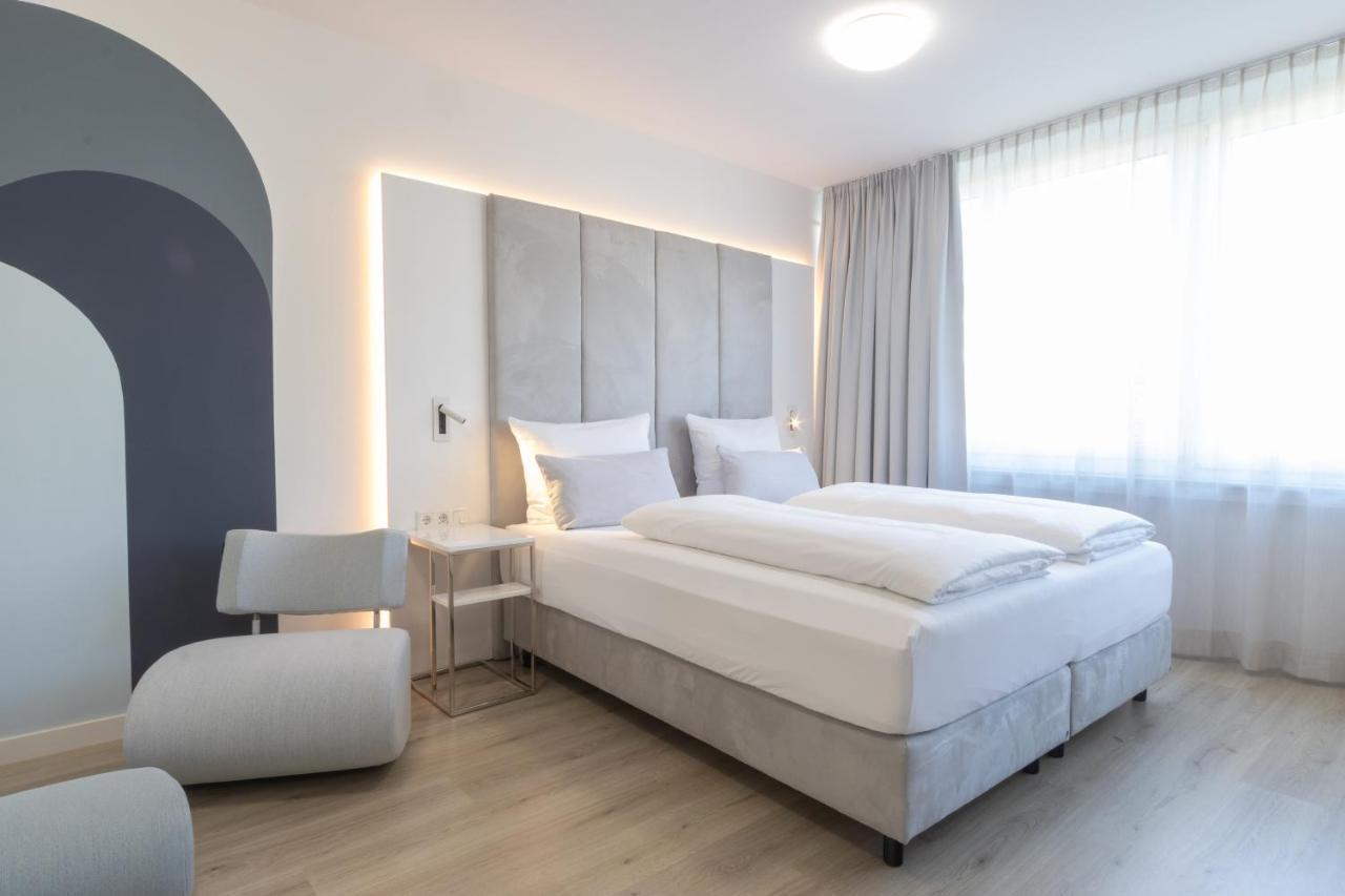 Zzzpace Smart-Hotel Bielefeld Zentrum Luaran gambar