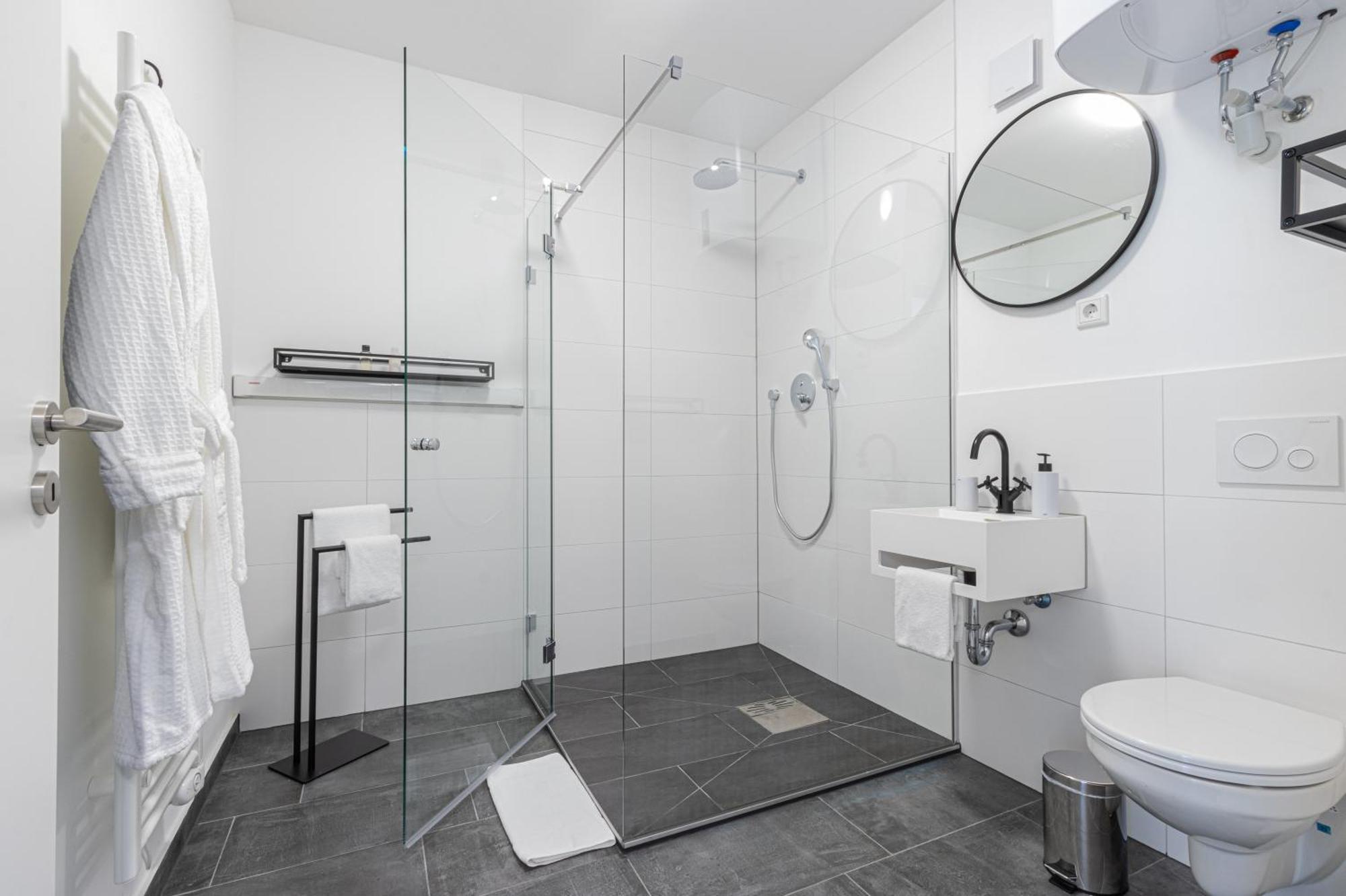 Zzzpace Smart-Hotel Bielefeld Zentrum Luaran gambar